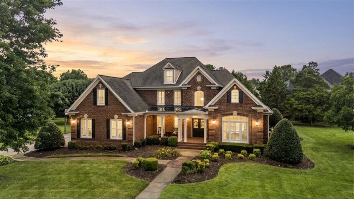 Property Photo: 9867 Windrose Circle TN 37421