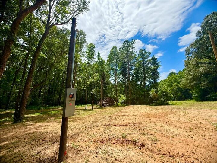 Property Photo: 407 Highway 772 E Highway LA 71342
