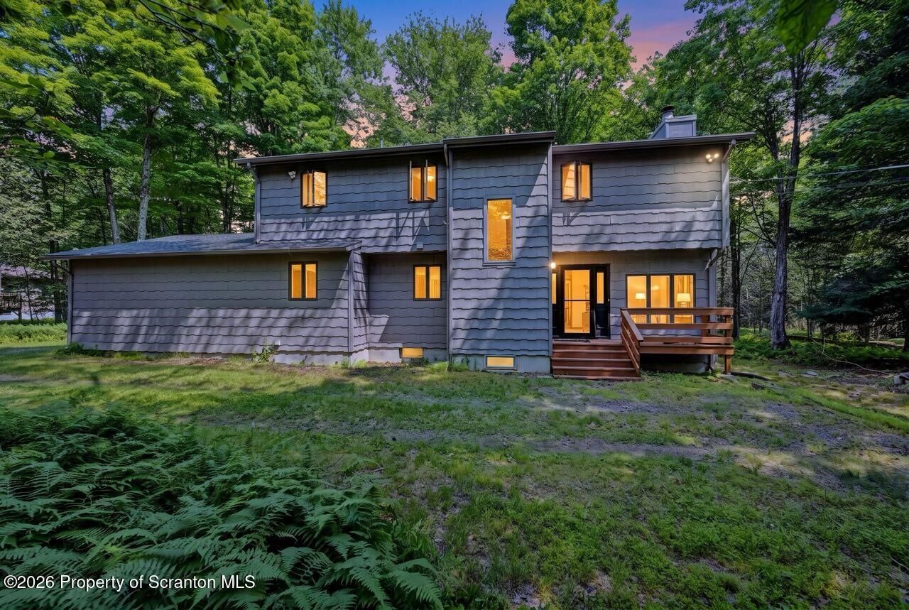 Property Photo: 82 Delbert Drive PA 18424