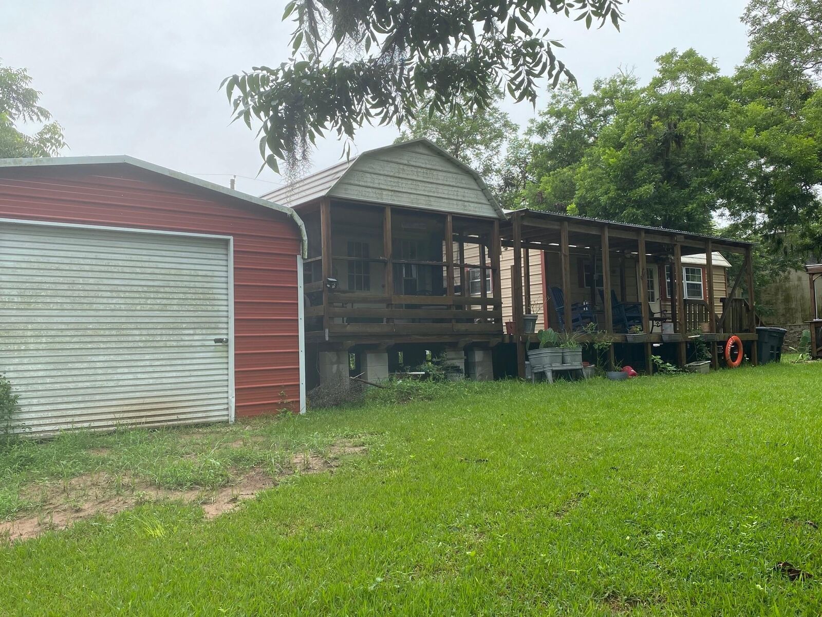 Property Photo:  5401-7 County Road 334  TX 77480 
