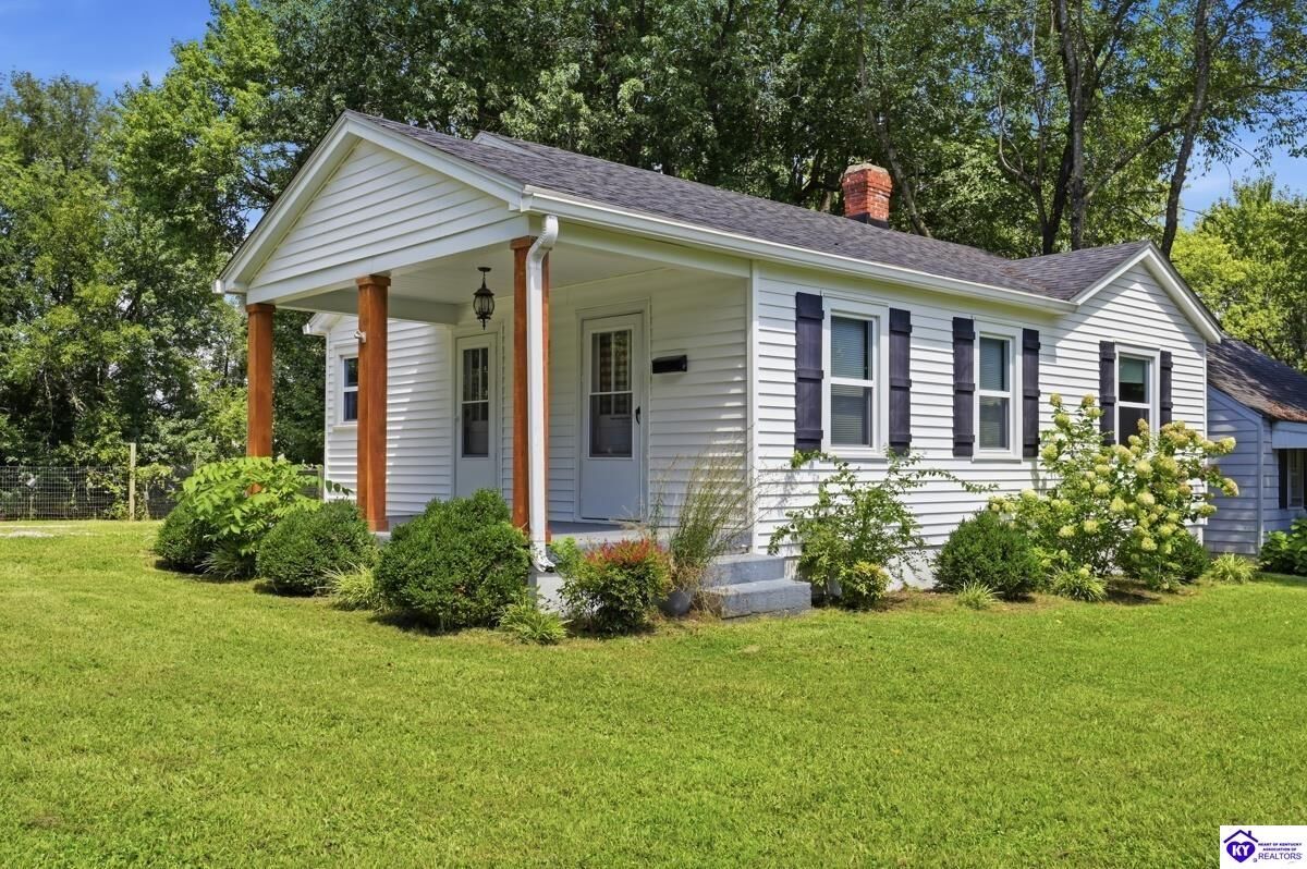 Property Photo:  930 N Main Street  KY 42701 
