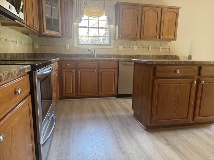 Property Photo:  467 E Sleighbell Drive  IN 47579 