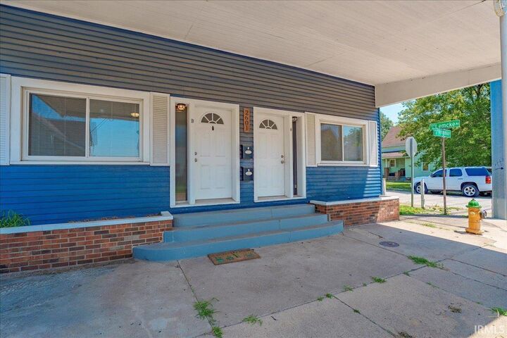 Property Photo:  2601 W Virginia Street  IN 47712 