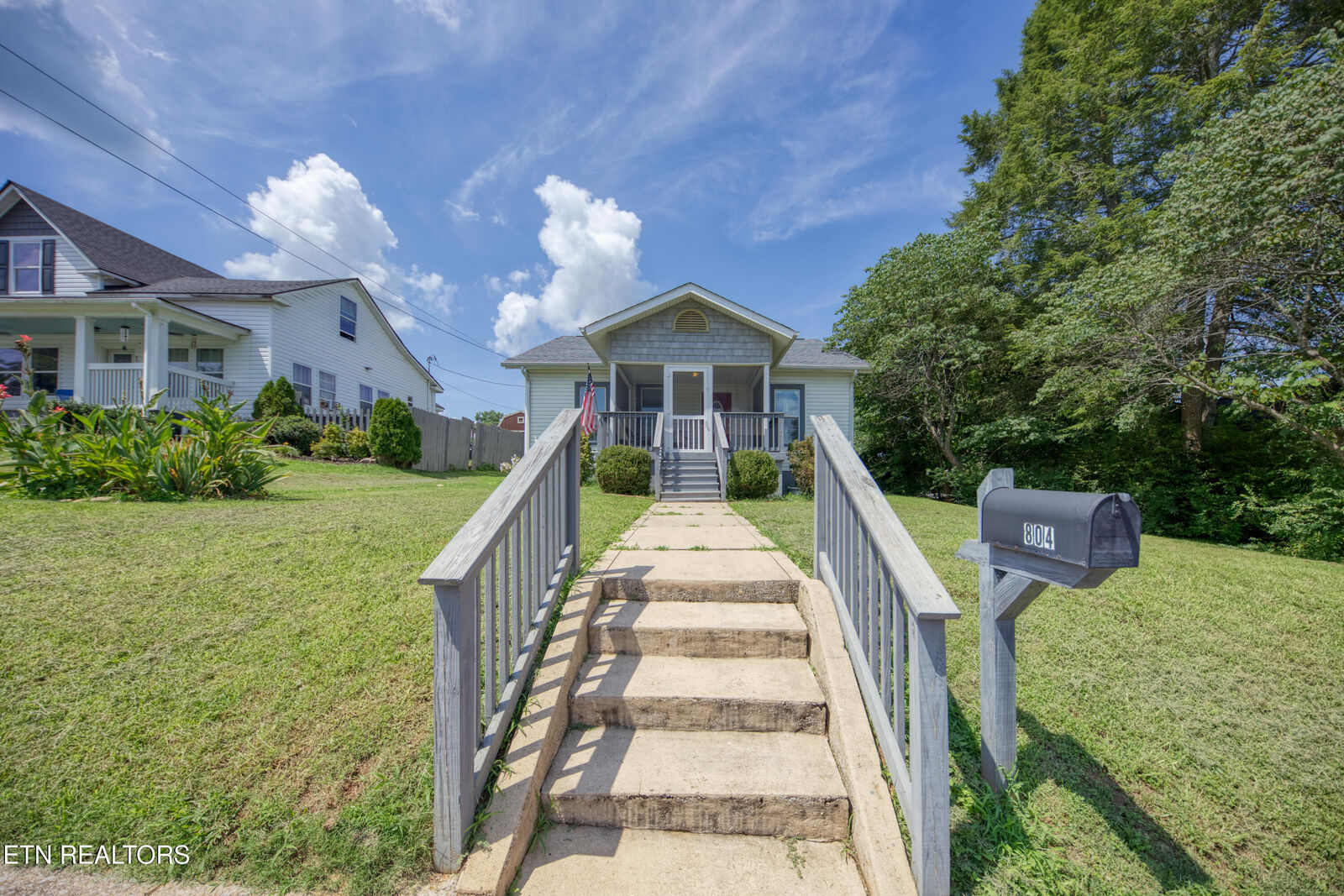 Property Photo: 804 McCaslin Ave TN 37874