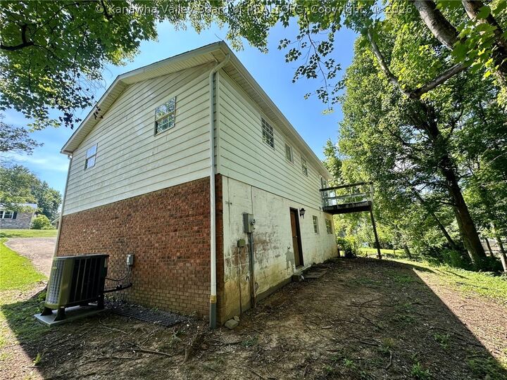 Property Photo:  5338 Melwood Drive  WV 25313 