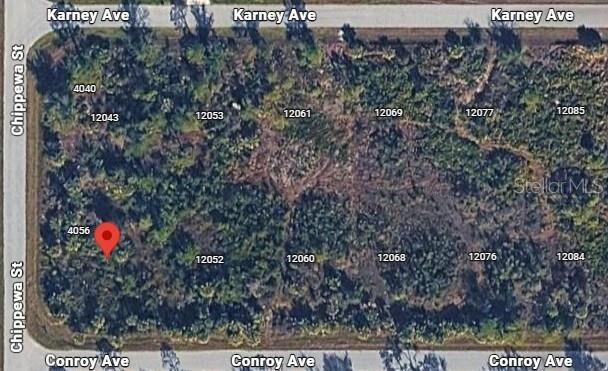 Property Photo:  