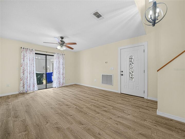Property Photo:  3573 Raintree Circle  FL 33803 