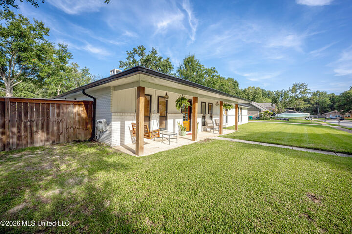 Property Photo: 112 Lynne Therese Circle MS 39564