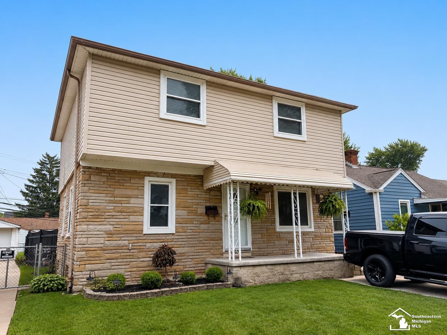 Property Photo: 1099 Cora Street MI 48192