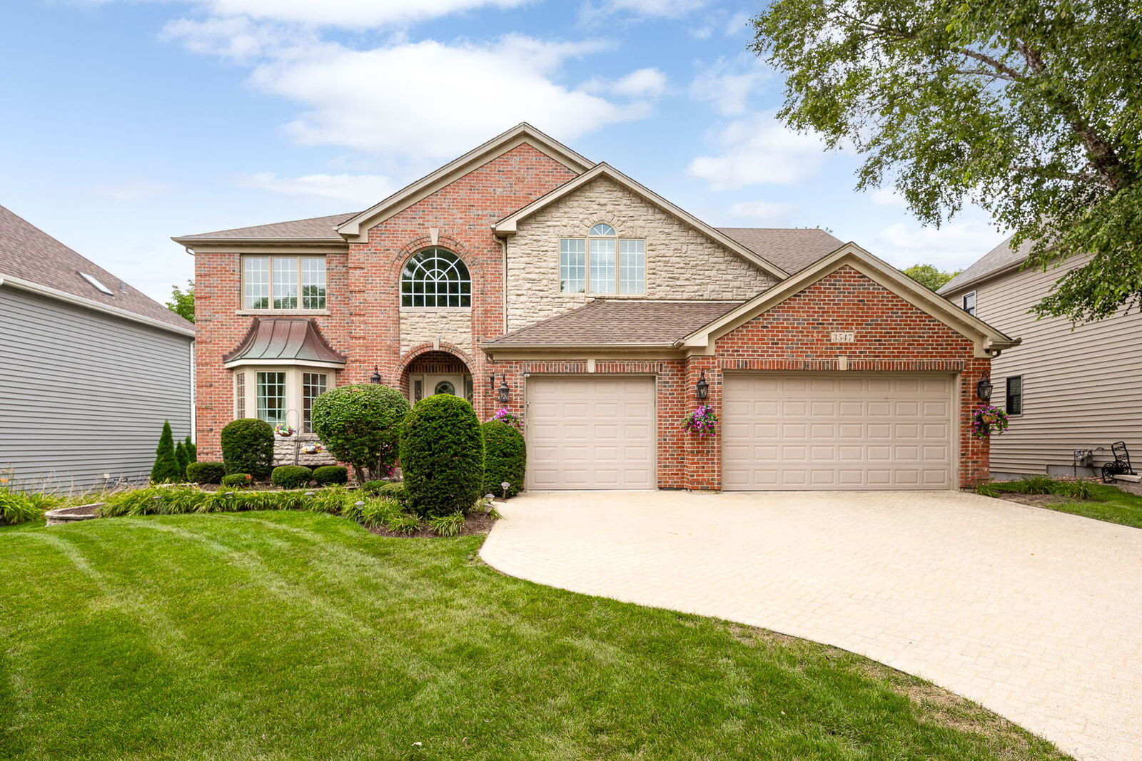 Property Photo: 3547 Stackinghay Drive IL 60564