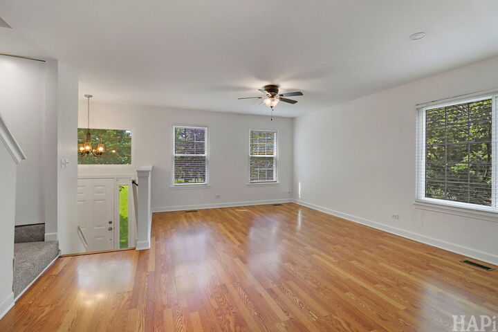 Property Photo: 847 Essex Circle IL 60030