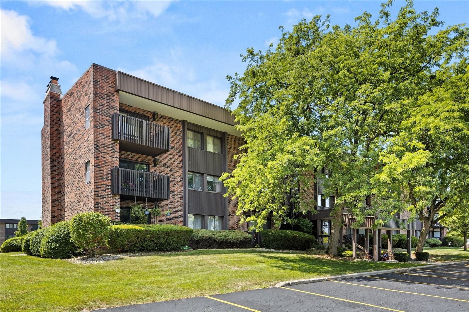 Property Photo:  1504 Woodbridge Road 3B  IL 60436 