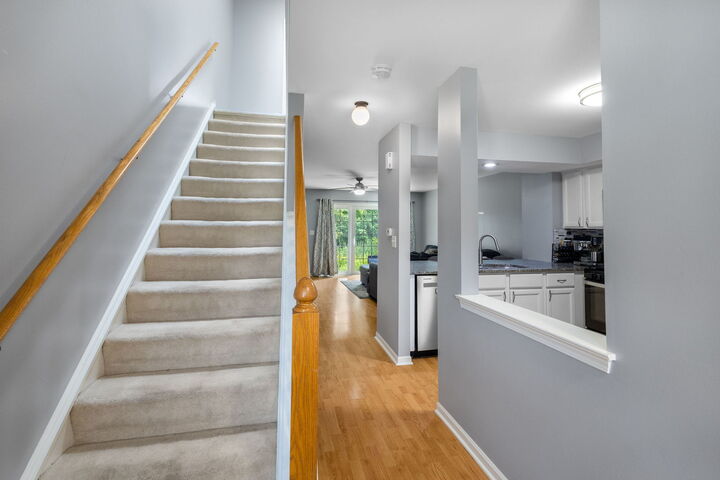 Property Photo: 1827 Grove Avenue IL 60193