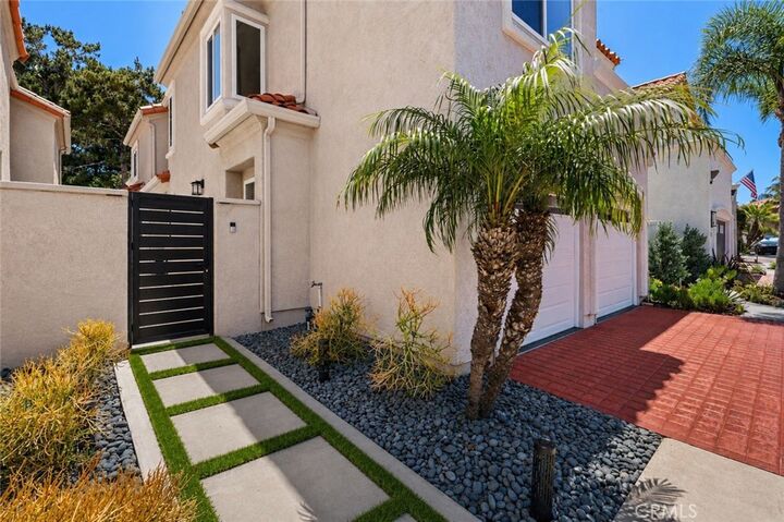 Property Photo: 28 Saint Kitts CA 92629
