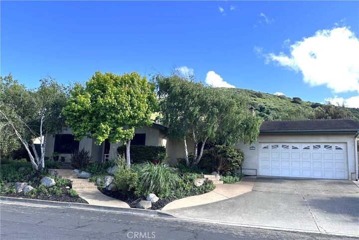 Property Photo:  641 University Drive  CA 93436 