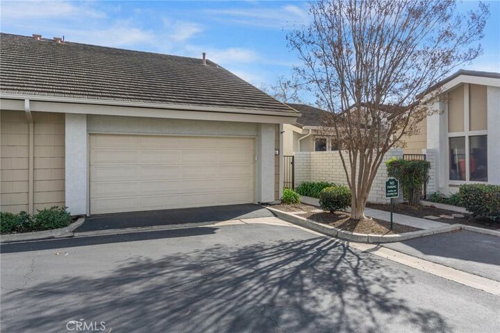 Property Photo: 16 Wetstone 55 CA 92604