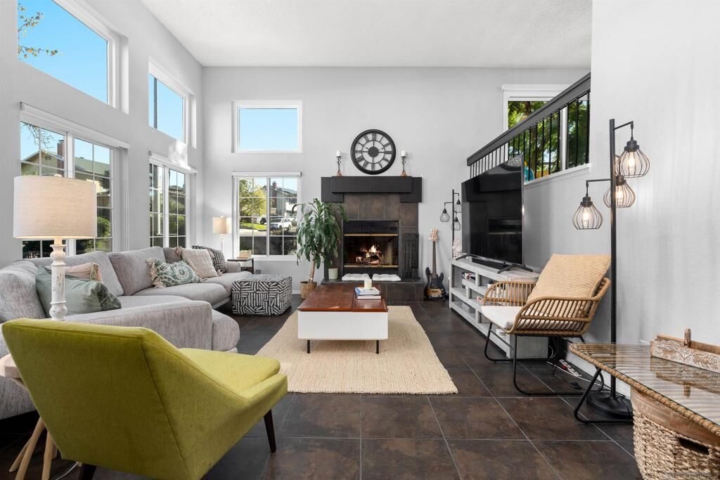 Property Photo:  8896 Highwood Dr C  CA 92119 