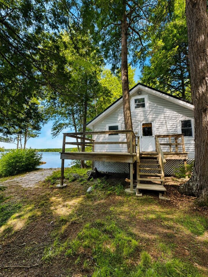 Property Photo: 958 Old Ferry Road ME 04943