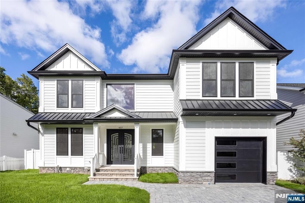 Property Photo:  457 The Fenway  NJ 07661 