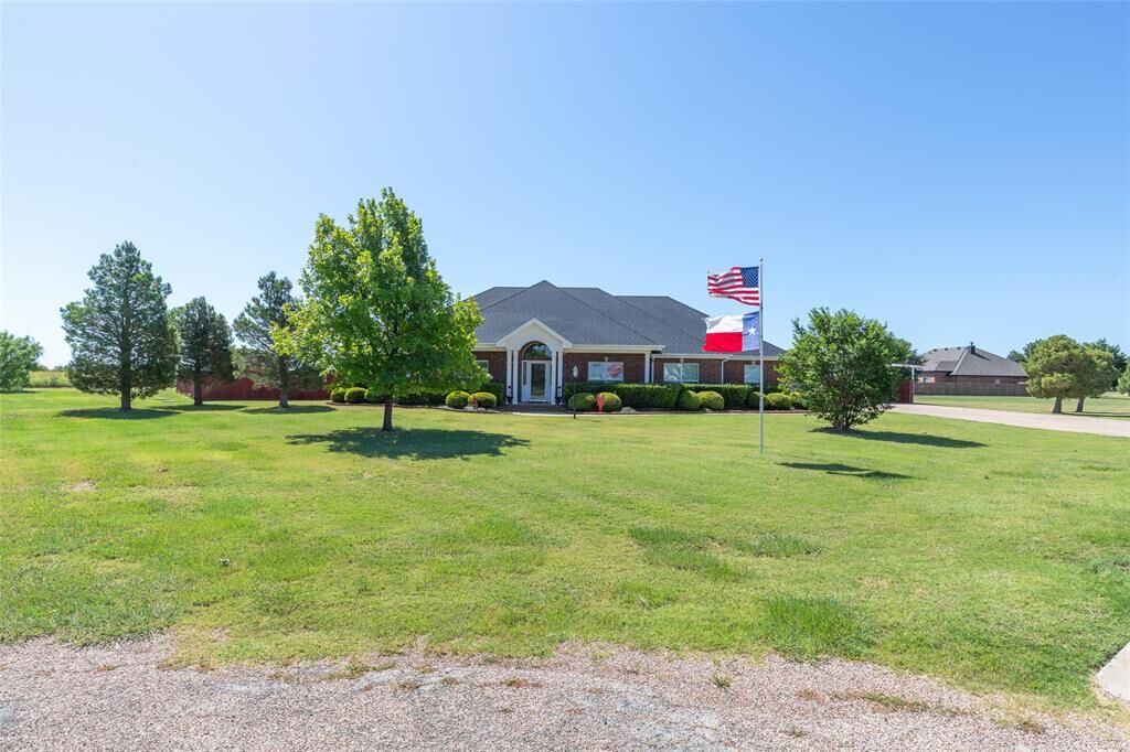 Property Photo: 101 Apple Blossom Drive TX 79602