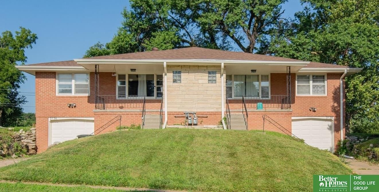 Property Photo:  3138 N 54th Street  NE 68104 