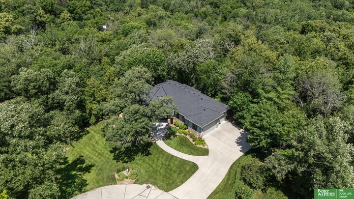 Property Photo:  10238 N 29th Court  NE 68122 