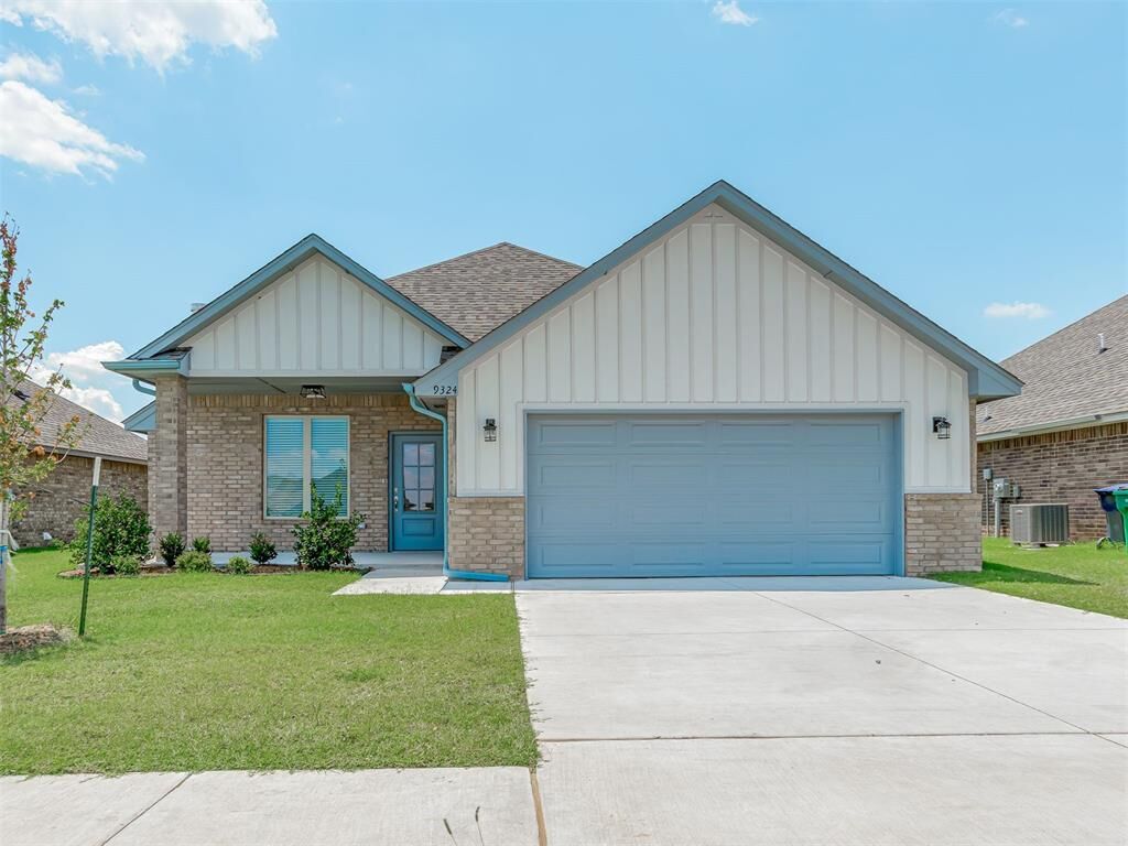 Property Photo: 9324 NW 143rd Street OK 73099