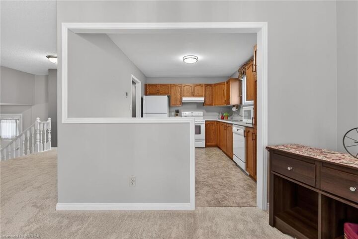 Property Photo: 104 Viscount Road ON N3P 1Y6