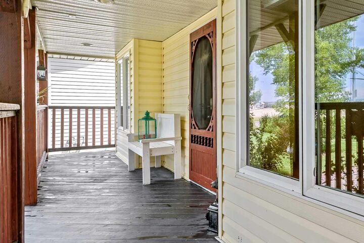 Property Photo:  62 Westland Street  AB T1S 2C2 