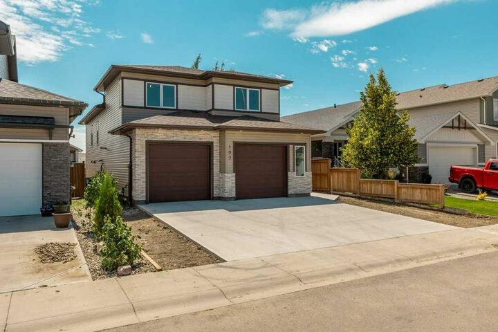 Photo de la propriété:  103 Riverford Close W  AB T1K 8E6 