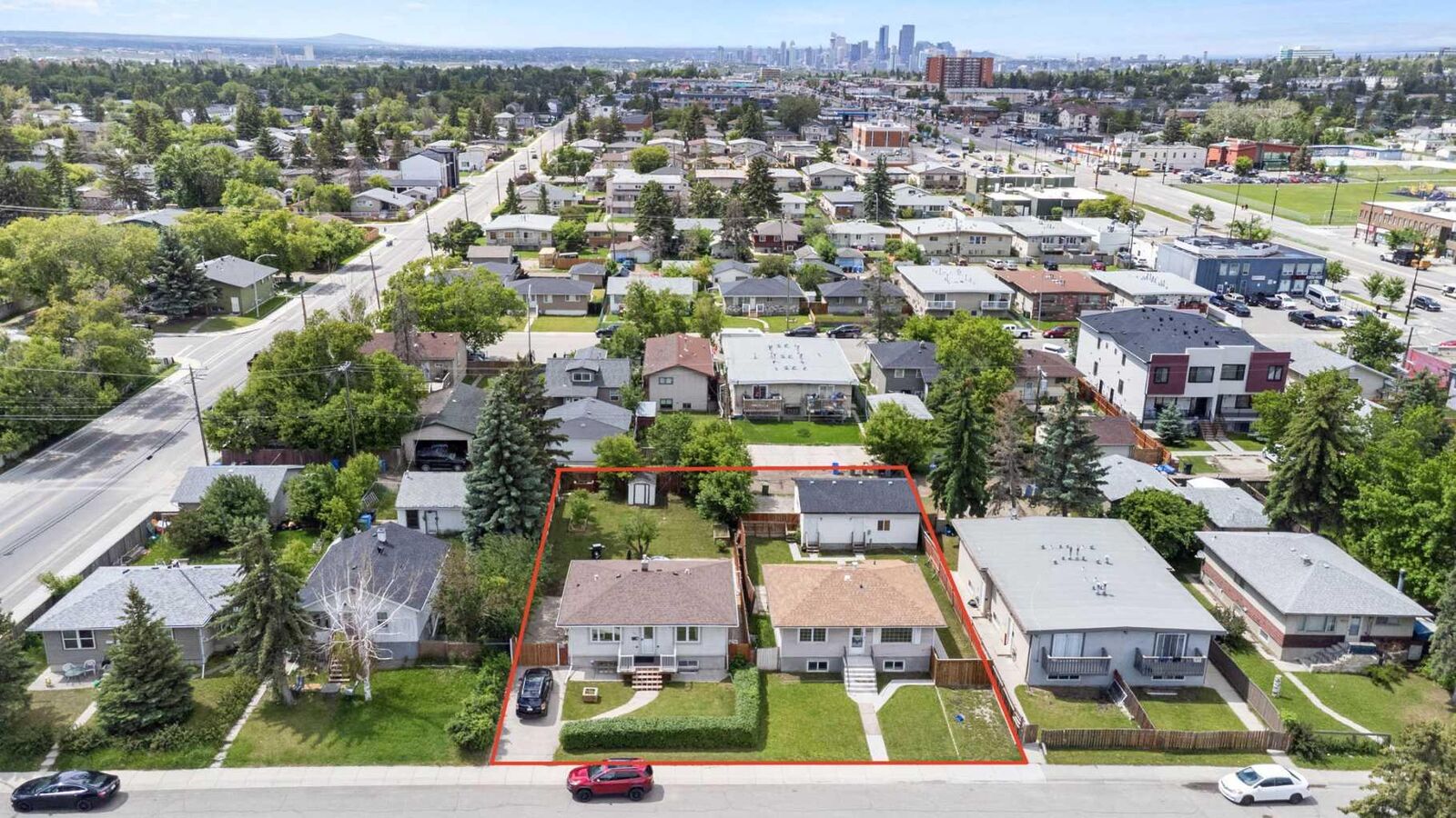 Property Photo: 1831 43 Street SE AB T2B 1H1