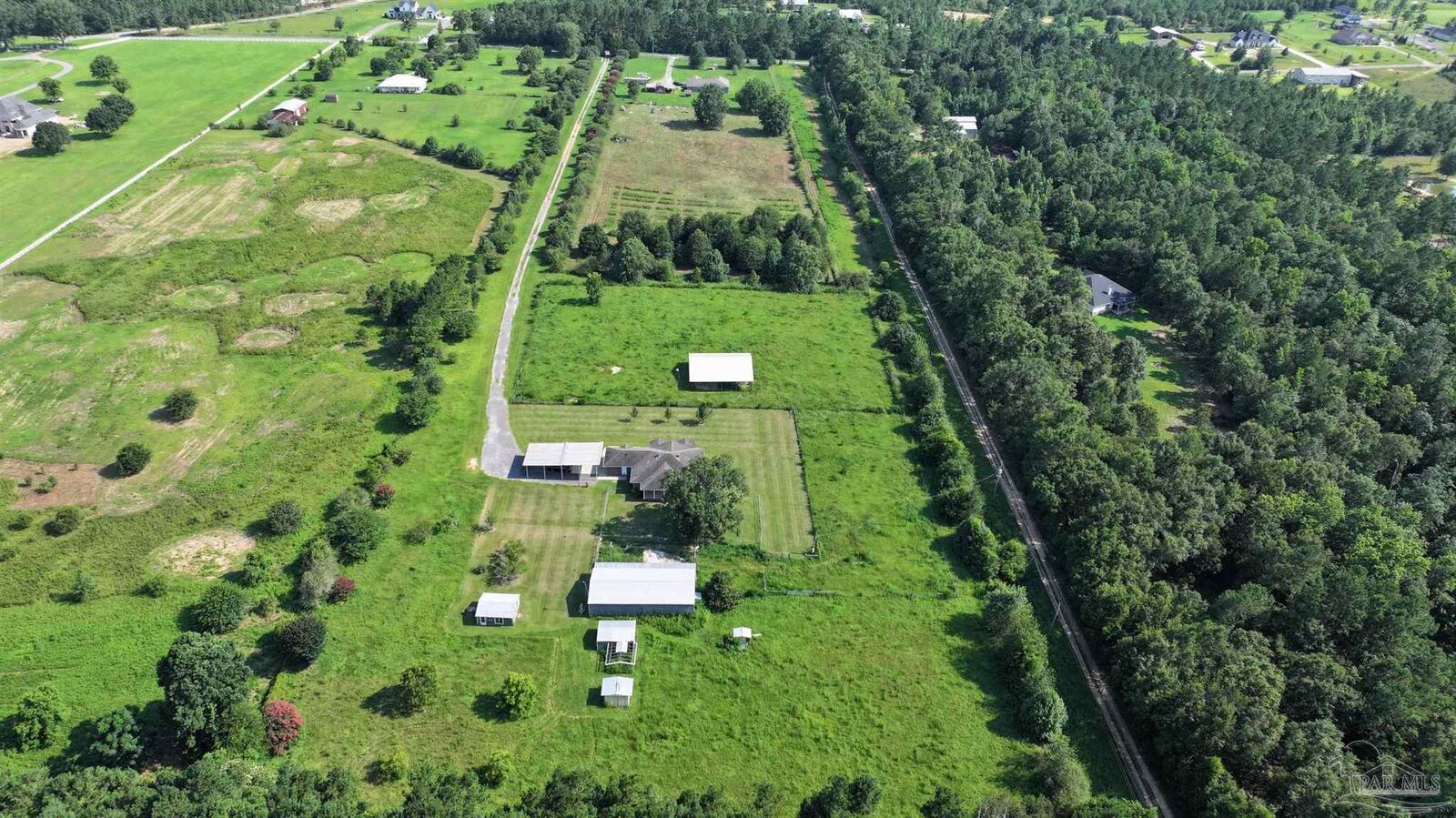 Property Photo: 3630 Aubrey Ln FL 32571
