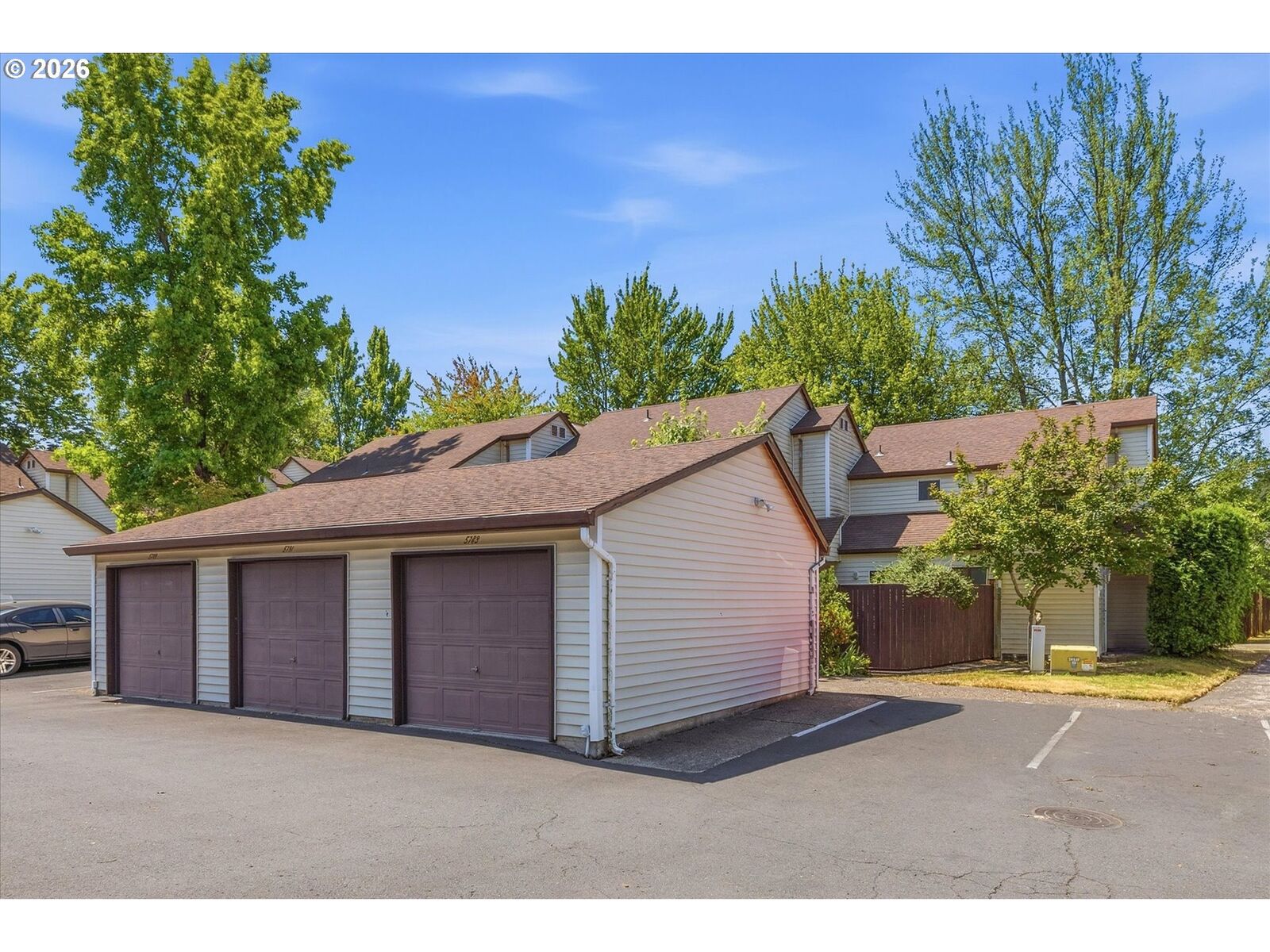 Property Photo: 5783 SW 204th Pl OR 97078