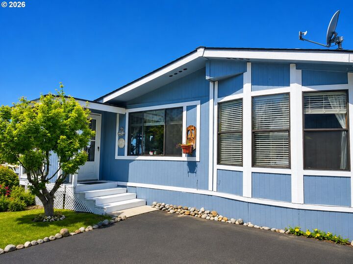 Property Photo: 16219 Lower Harbor Rd #16 OR 97415