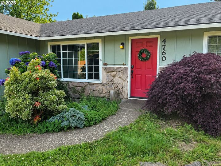 Property Photo: 4760 Brickyard Rd OR 97141