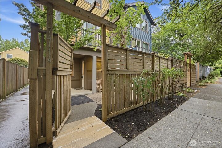 Property Photo: 7411 4th Avenue NE A WA 98115