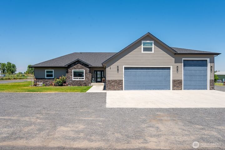 Property Photo: 10316 Road 5.9 NE WA 98837
