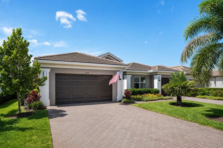 Property Photo:  12818 SW Sea Goddess Lane  FL 34987 