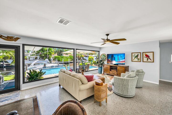 Property Photo:  1301 Mandarin Isle  FL 33315 