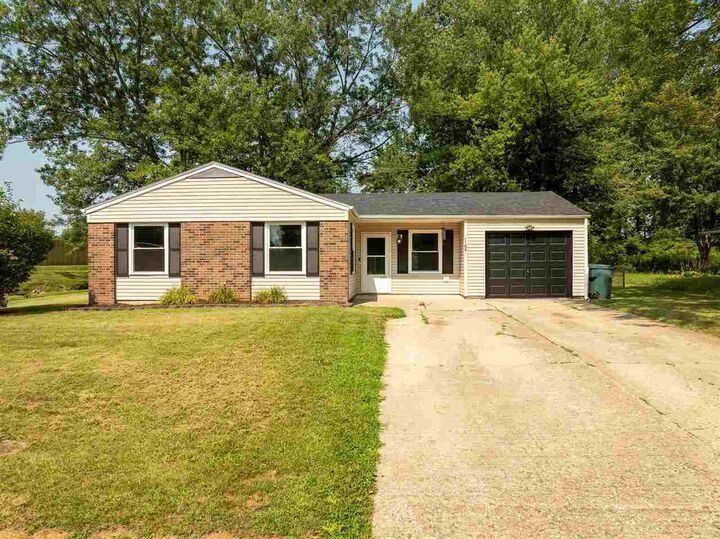Property Photo:  1184 Sycamore Lane  IN 47374 