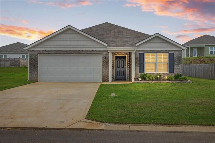 Property Photo: 117 Crescent Circle TN 37826