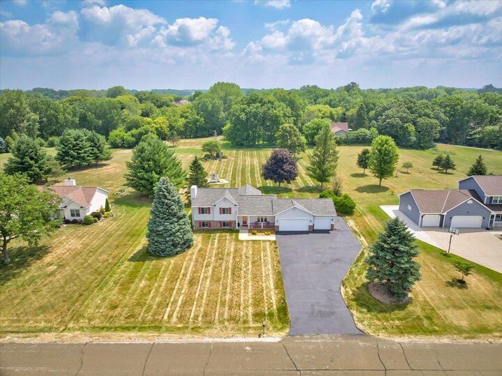 Property Photo: N7534 Burns Road WI 53916