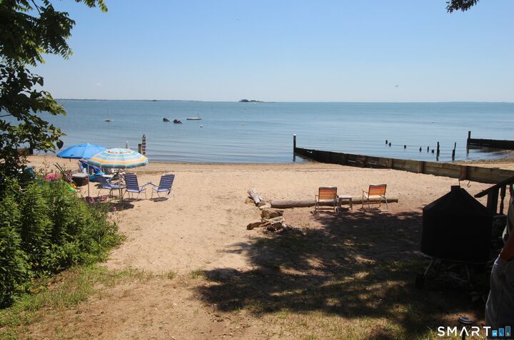 Property Photo: 9 Sols Point Road CT 06413
