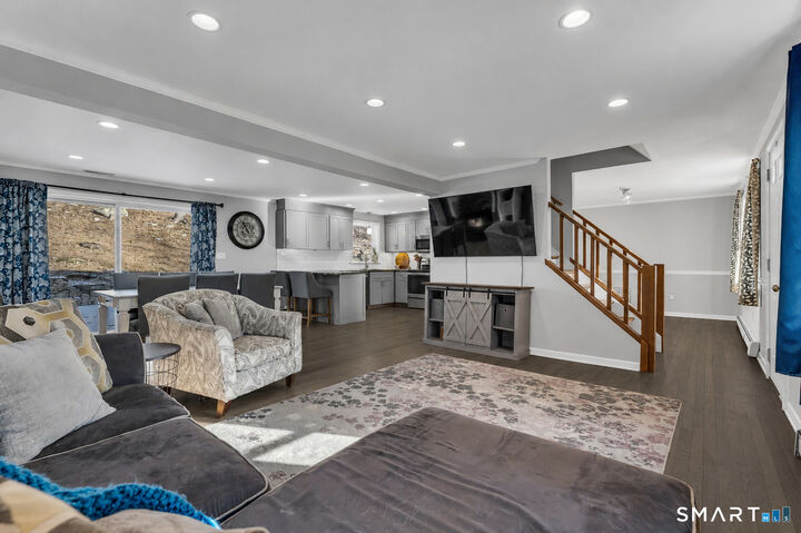 Property Photo:  245 Chestnut Hill Road  CT 06419 