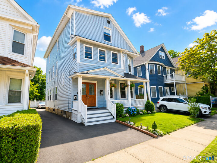 Property Photo: 1287 Howard Avenue CT 06605