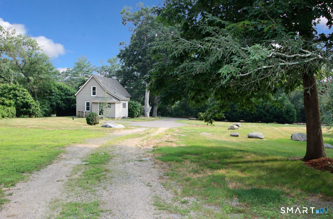 Property Photo:  141 Duck Hole Road  CT 06443 