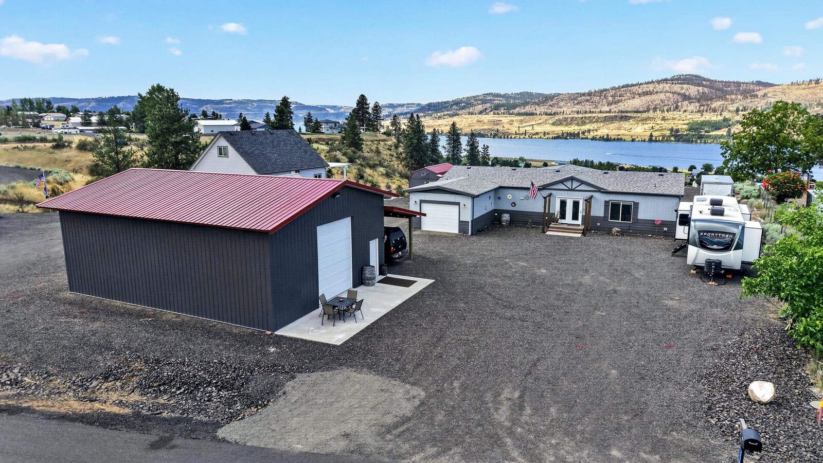 Property Photo: 42345 N Doe Rd WA 99122