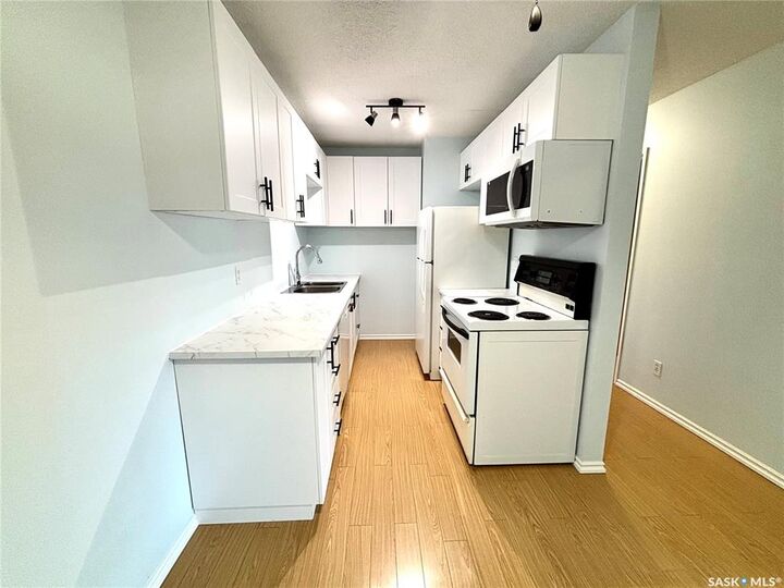 Property Photo: 307 Tait Crescent 104 SK S7H 5L6