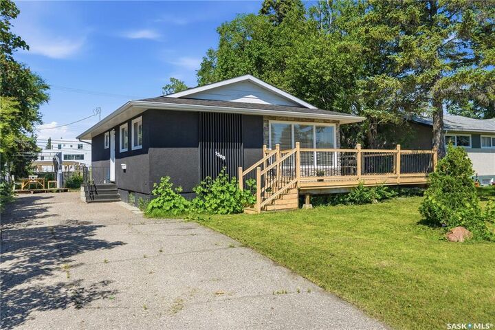 Property Photo: 1308 Preston Avenue S SK S7H 2V4