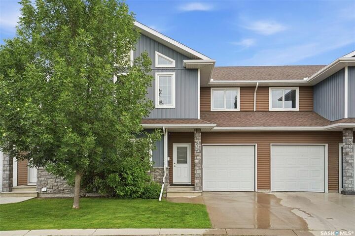 315 Zary Road 305 — photo 1